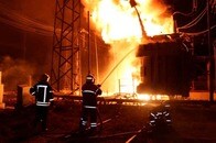 ウクライナ軍、東部ハリコフで前進　撤退中のロシア兵の攻撃で停電発生か