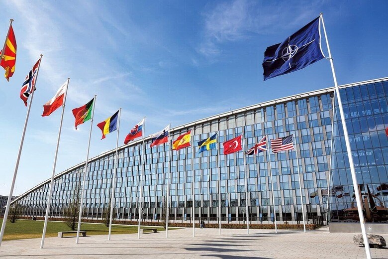 「ヨーロッパ」とは何かが問われている（ブリュッセルのNATO本部）　YVES HERMANｰREUTERS