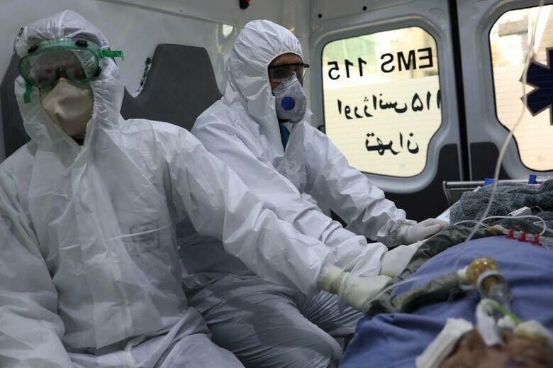 イラン保健省は31日、新型コロナウイルス感染症の死者が過去24時間で141人増加し、2898人に達したと発表した。テヘランで30日撮影（2019年　ロイター/WANA NEWS AGENCY）