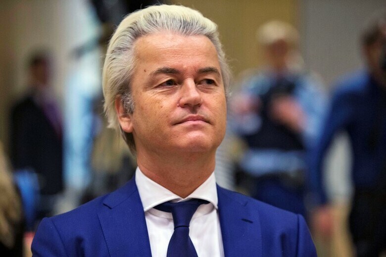 ６月２４日、オランダの極右政党、自由党のヘルト・ウィルダース党首は、英国民投票でＥＵ離脱派の勝利がほぼ確実になったことを受け、オランダのＥＵ離脱の是非を問う国民投票の実施を呼び掛けた。オランダ・スキポールで３月撮影（２０１６年　ロイター／Michael Kooren）