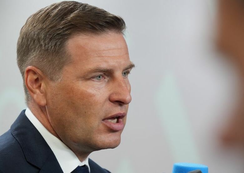 写真はエストニアのハンノ・ペフクル国防相。デンマーク・コペンハーゲンで2025年8月撮影。REUTERS/Tom Little