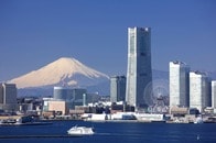 寂しい日本は「先進国の1つのモデル」になりうるか？　港で、古都で、美しい田園で考える