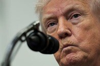 トランプ政権で進む移民追放、追放にかかる費用は一人あたり数百万ドル...米民主党が問題視