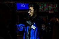 米国株式市場＝続落、イラン情勢とハイテク決算を注視