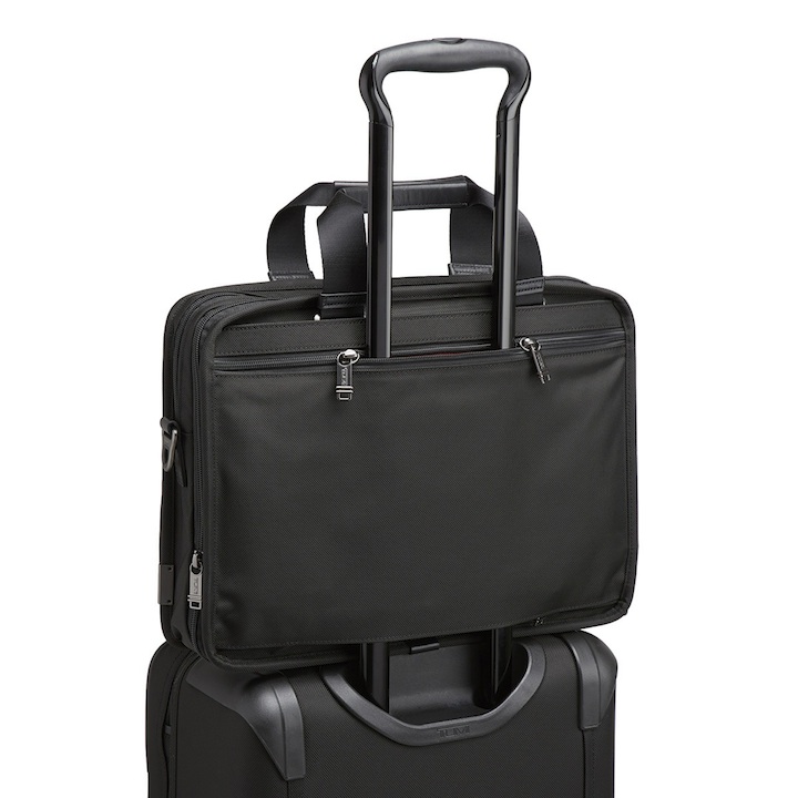 tumi11053.jpg
