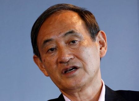 　１月１５日、菅義偉官房長官（写真）は午前の会見で、カジノを含む統合型リゾート（ＩＲ）事業を巡る汚職事件を受けて従来方針を変更することはないとの考えを示した。写真は都内で２０１６年８月撮影（２０２０年　ロイター／Kim Kyung-Hoon）