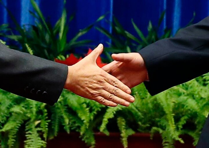 2014年11月10日、北京APECで日中首脳会談　Kim Kyung-Hoon-REUTERS