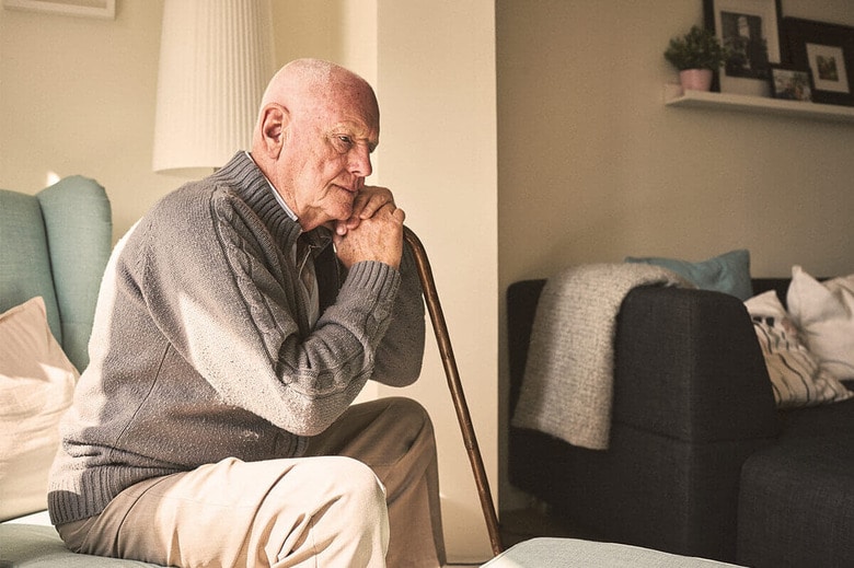 孤独はこれまで考えられていた以上に記憶力の低下を招く可能性が　DMP/ISTOCK