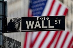 ウォール街ボーナス、今年は横ばい─小幅増か　イラン戦争などで
