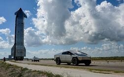 テスラとの統合はマスク氏の承認必要、スペースＸが表明