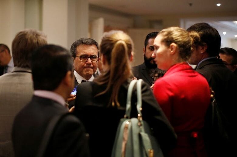 １０月１２日、北米自由貿易協定（ＮＡＦＴＡ）再交渉の第４回会合は、米政府が５年ごとの協定見直しを提案し、緊張感が高まっている。メキシコのグアハルド経済相、、メキシコ市で１１日撮影（２０１７年　ロイター／Carlos Jasso）