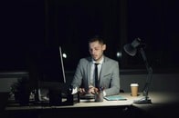 日本人より深刻？ アメリカ人が「休めない」5つの理由