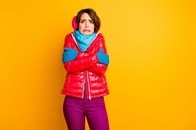 「ショート丈」流行ファッションが腰痛の原因に...医師が警鐘を鳴らす