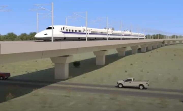 日本の新幹線方式採用のテキサス高速鉄道計画　Fox26-YouTube