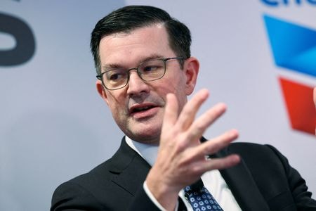 　米金融関係者によると、トランプ次期政権下では大型合併・買収（Ｍ＆Ａ）が増える見通しだ。写真はモルガン・スタンレーのＭ＆Ａグローバル・ヘッド、トム・マイルズ氏。ニューヨークで１１日開催された「ロイターネクスト」会議のパネル討論会で撮影（２０２４年　ロイター/Brendan McDermid）