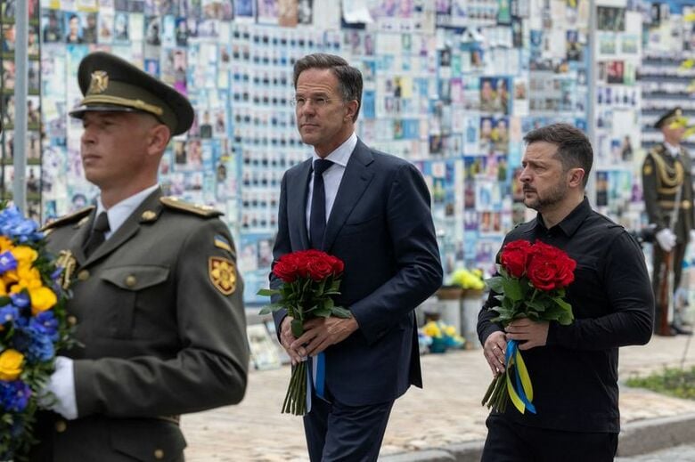 写真は北大西洋条約機構（ＮＡＴＯ）のルッテ事務総長。6月3日、キーウで撮影。ウクライナ大統領府提供。REUTERS