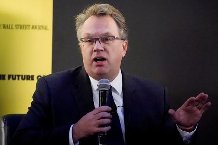 米ニューヨーク連銀のウィリアムズ総裁は１１日に掲載された英紙フィナンシャル・タイムズ（ＦＴ）のインタビューで、連邦準備理事会（ＦＲＢ）は政策金利の引き上げをまだ終えていないとの見解を示した。２０１９年１１月撮影（２０２３年　ロイター/Carlo Allegri/File Photo）