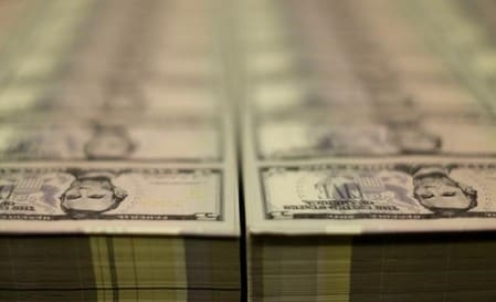 　３月３１日、米商品先物取引委員会（ＣＦＴＣ）が公表したデータ（３月２８日までの１週間）によると、投機筋の米１０年債先物のネットショート（売り越し）ポジションが昨年１１月下旬以来の低水準に減少した。写真はワシントンで２０１５年３月撮影（２０１７年　ロイター／Gary Cameron）