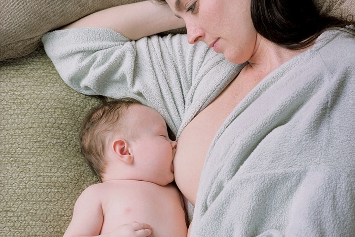 「授乳は痛い」といった説を信じる人もいる？　LISA SPINDLER PHOTOGRAPHY INC.ーTHE IMAGE BANK／GETTY IMAGES