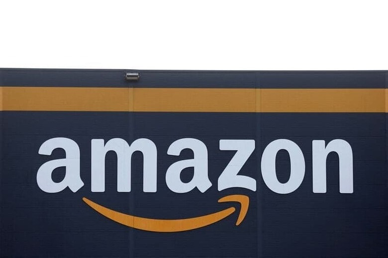 ６月２６日、米アマゾン・ドット・コムが通販サイト上で、中国の倉庫から海外の消費者に直接配送する安価な商品を扱うセクションの開設を計画していることが分かった。写真はアマゾンのロゴ。２０２２年１１月、パリ近郊で撮影（２０２４年　ロイター/Benoit Tessier）