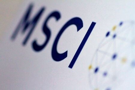 　２月２５日、株価指数算出会社ＭＳＣＩは、米国の対ロシア制裁を受け、２月の指数見直しの一環としてこれまでに発表していたロシアの証券に関する変更を行わない方針を示した。写真はシンガポールで２０１７年６月撮影（２０２２年　ロイター／Thomas White）