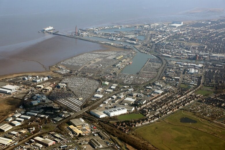 グリムスビー　Neil Mitchell-shutterstock