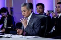 中国、ベラルーシとウズベクに安保協力深化促す　外相会談