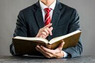 流行りのビジネス用語、この本で「知ったかぶり」から卒業しよう