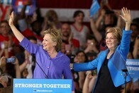 ヒラリー×ウォーレンの女性コンビ初登場、大統領選を左右するオハイオ州の集会で