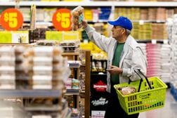 カナダ、第2四半期成長率は3年超ぶり高水準か　5月は前月比0.3％増