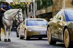 米テスラ、テキサス州でロボタクシー専用車両の限定運用開始