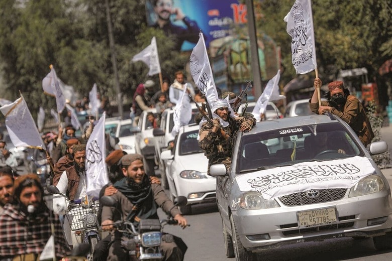 タリバンもロシアもウィンウィン？　ALI KHARA-REUTERS