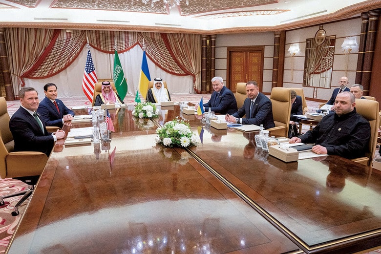 米ウの高官協議は停戦案の合意にこぎ着けた（3月11日、ジッダ）　SAUL LOEBｰPOOLｰREUTERS