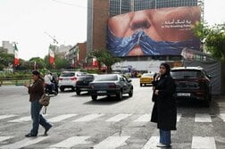 トランプ氏、再攻撃の可能性示唆　「イランは合意望む」と主張