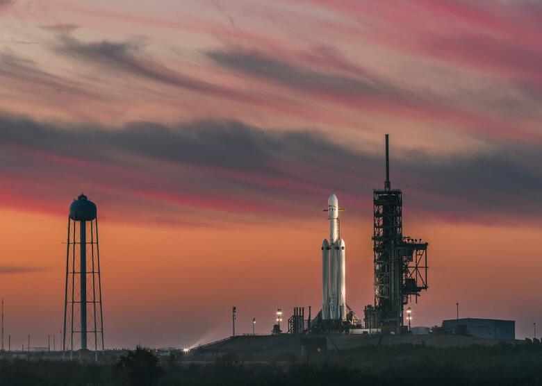 spacex-falcon-heavy-launch-pad.jpg