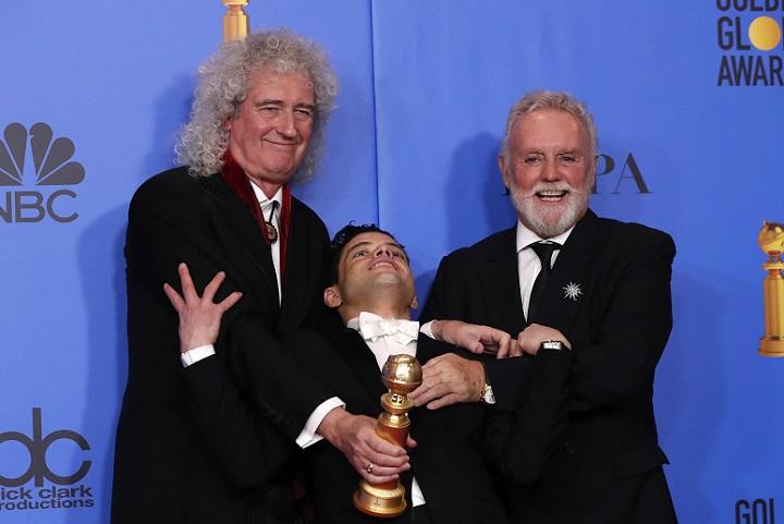 1月のゴールデングローブ賞授賞式。左からクイーンのブライアン・メイ、ラミ・マレック、クイーンのロジャー・テイラー　Mario Anzuoni-REUTERS