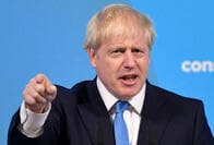 「イギリスのトランプ」が首相に、アメリカからお悔やみが殺到