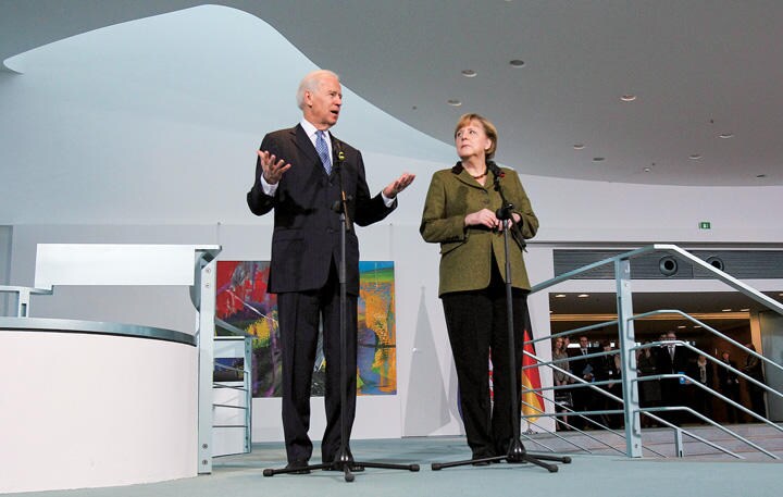 magSR20201120bidensfirst100days-B-3.jpg