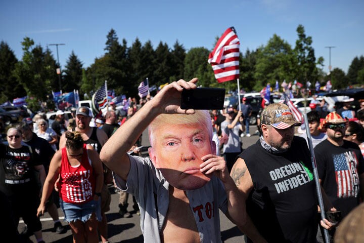 労働者階級の白人だけがトランプを支持しているのではない　Carlos Barria-REUTERS