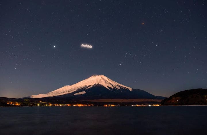 spaceboard drones crowd-vimeo