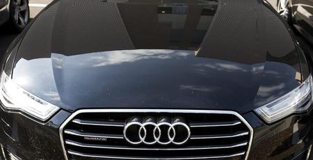 　１月６日、ＶＷの高級車ブランド部門アウディ、昨年の世界販売台数が約３．５％増の１８０万台超と過去最高を記録。写真はアウディ車。昨年９月撮影（２０１６年　ロイター／Yves Herman）