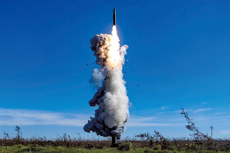 米本土の大半を射程に収めるという東風31AGの発射実験。昨年9月に中国軍が公開した　CHINESE MILITARYｰEYEPRESSｰREUTERS