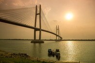 900キロを実際に走行 ...インドシナ半島の大動脈「南部経済回廊」から見たASEANの連結性強化