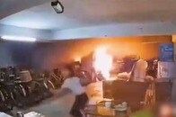 椅子もマンホールも爆発する中国「チャイナボカン」最新例は「自転車」　その驚きの理由