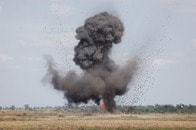 【現地報告】ウクライナの地雷除去へ！ 日本製地雷探知機「ALIS」の研修に迫る