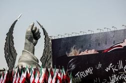 トランプ氏、イランとフーシ派に「軍事報復」警告　米軍攻撃13日連続
