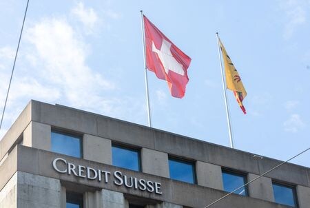 スイスの金融大手クレディ・スイス・グループのウルリッヒ・ケルナー最高経営責任者（ＣＥＯ）は、同業ＵＢＳによるクレディ・スイス買収が６月１２日に完了することを示唆した。スイスのジュネーブで７日撮影（２０２３年　ロイター/Denis Balibouse）