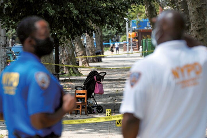 ニューヨークの銃犯罪増加はほとんどがギャング間の抗争の結果だ　SHANNON STAPLETON-REUTERS