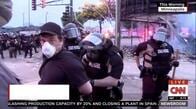 米ミネソタ州の黒人暴行死抗議デモ、CNN記者が生中継中に逮捕