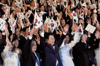 なぜ李在明は「キャラ変」したのか...支持率を押し上げる「働く大統領」像【note限定公開記事】